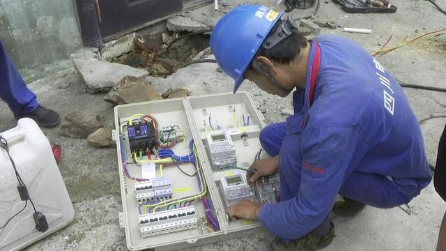 富林鎮(zhèn)西園社區(qū)智能電表安裝全面完成，3172戶居民邁入用電智能化時代